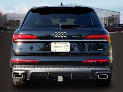 New 2026 Audi Q7 Premium Plus