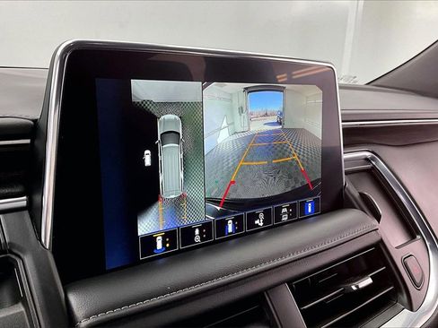 Used 2024 Chevrolet Tahoe Z71 w/ Luxury Package image 21