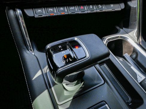 Used 2024 GMC Sierra 1500 Denali Ultimate image 26