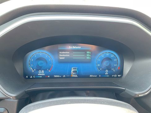 Used 2023 Ford Escape Platinum w/ Premium Technology Package image 43