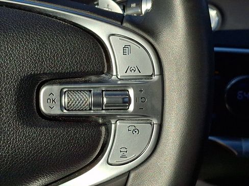 Used 2025 Genesis GV70 2.5T AWD/4WD image 22