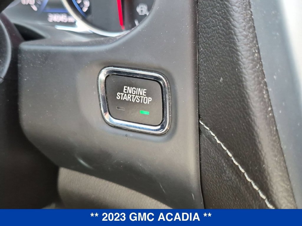 Used 2023 GMC Acadia SLT w/ Technology Package AWD/4WD image 27
