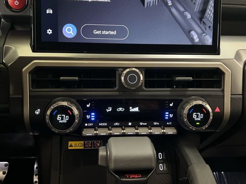 Used 2025 Toyota Tacoma TRD Sport w/ TRD Sport Premium Package AWD/4WD image 20