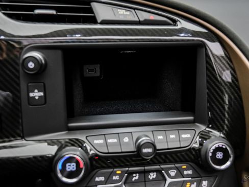 Used 2019 Chevrolet Corvette ZR1 RWD image 90