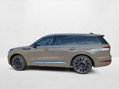 New 2025 Lincoln Aviator Black Label image 5