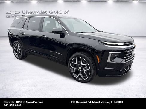 New 2026 Chevrolet Traverse High Country w/ LPO, Floor Liner Package AWD/4WD image 8