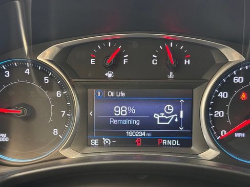 Used 2022 Chevrolet Equinox LT FWD image 35