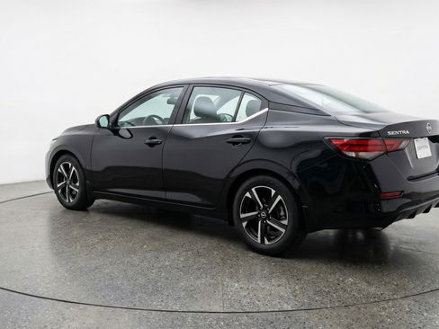 Used 2025 Nissan Sentra SV FWD image 6