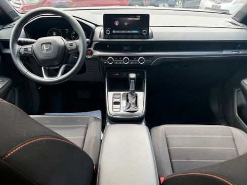 Used 2024 Honda CR-V Sport image 34