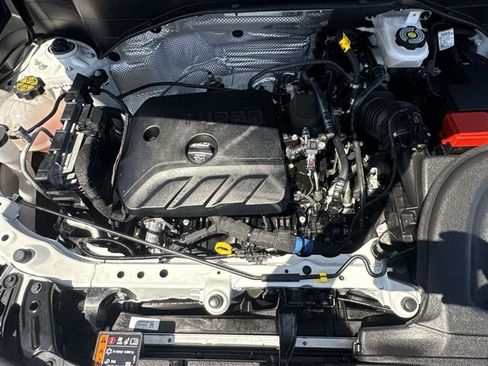 Certified 2025 Buick Encore GX Sport Touring w/ Comfort Package FWD image 28