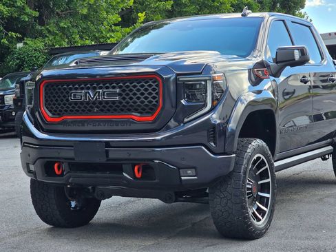 Used 2023 GMC Sierra 1500 AT4 w/ AT4 Premium Package AWD/4WD image 2