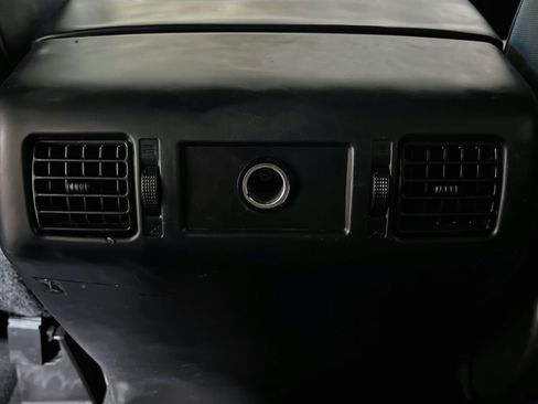Used 2016 Toyota Tundra SR5 w/ SR5 Upgrade Package RWD image 17