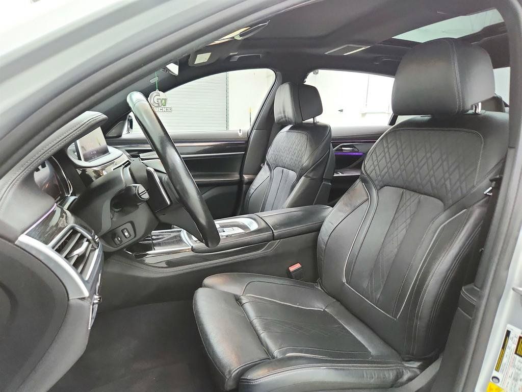 Used 2016 BMW 750i xDrive AWD/4WD image 14