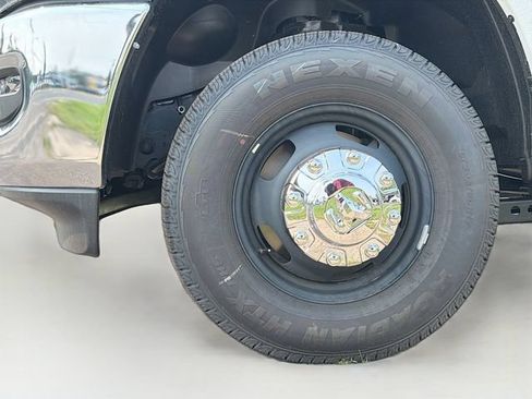 New 2026 RAM 3500 Tradesman w/ Chrome Appearance Group A AWD/4WD image 23