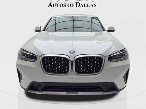 Used 2024 BMW X4 xDrive30i image 4