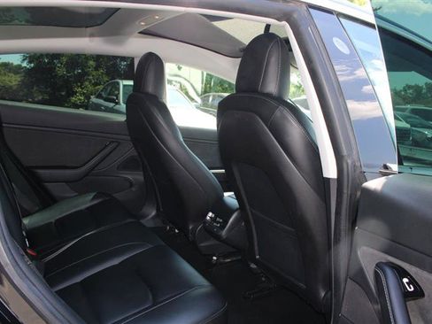 Used 2019 Tesla Model 3 Standard Range Plus RWD image 12