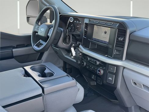 Used 2024 Ford F250 XLT w/ 360-Degree Camera Package image 6