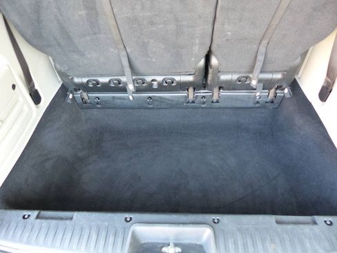 Used 2019 Dodge Grand Caravan SE FWD image 38