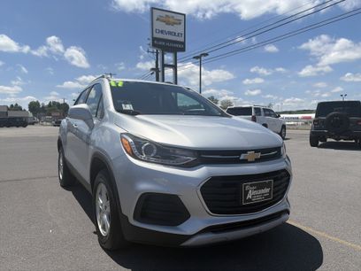 Used 2017 Chevrolet Trax LT w/ LT Convenience Package