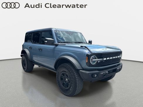 Used 2025 Ford Bronco Badlands AWD/4WD image 6
