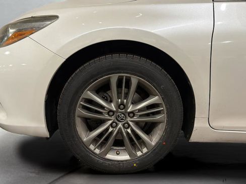 Used 2016 Toyota Camry SE image 36