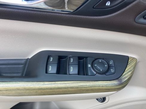 Certified 2019 GMC Acadia Denali AWD/4WD image 26