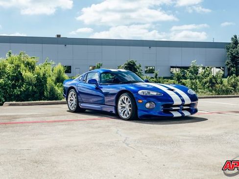 Used 1996 Dodge Viper GTS RWD image 51