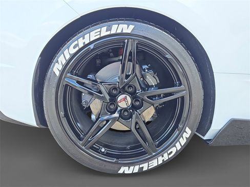 Used 2024 Chevrolet Corvette Stingray Coupe w/ 1LT image 10