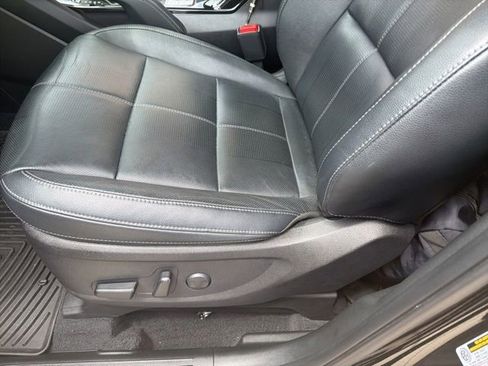 Certified 2024 Kia Telluride EX FWD image 8