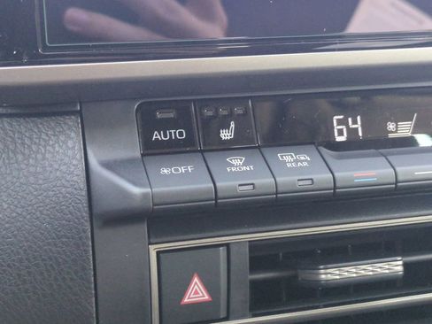 New 2026 Toyota Camry XLE image 23