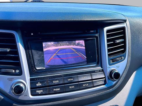 Used 2017 Hyundai Tucson SE AWD/4WD image 27