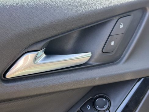 Used 2025 Chevrolet Equinox LT w/ Convenience Package II FWD image 29