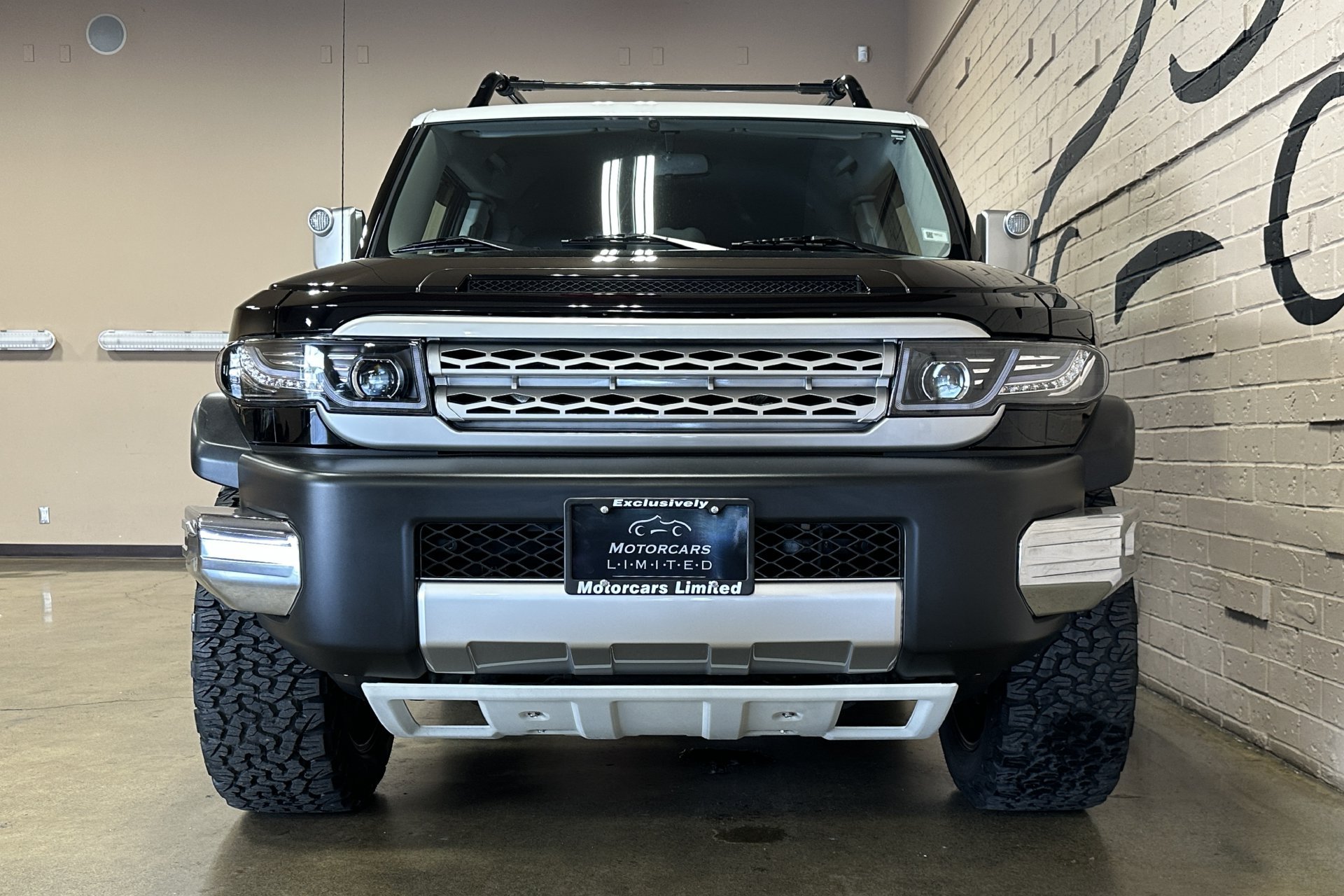 Used 2007 Toyota FJ Cruiser 4WD w/ Upgrade Pkg 1 image 10