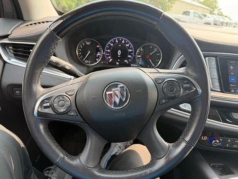 Used 2021 Buick Enclave Avenir w/ Avenir Technology Package AWD/4WD image 8