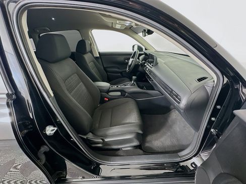 Used 2023 Honda HR-V LX image 28