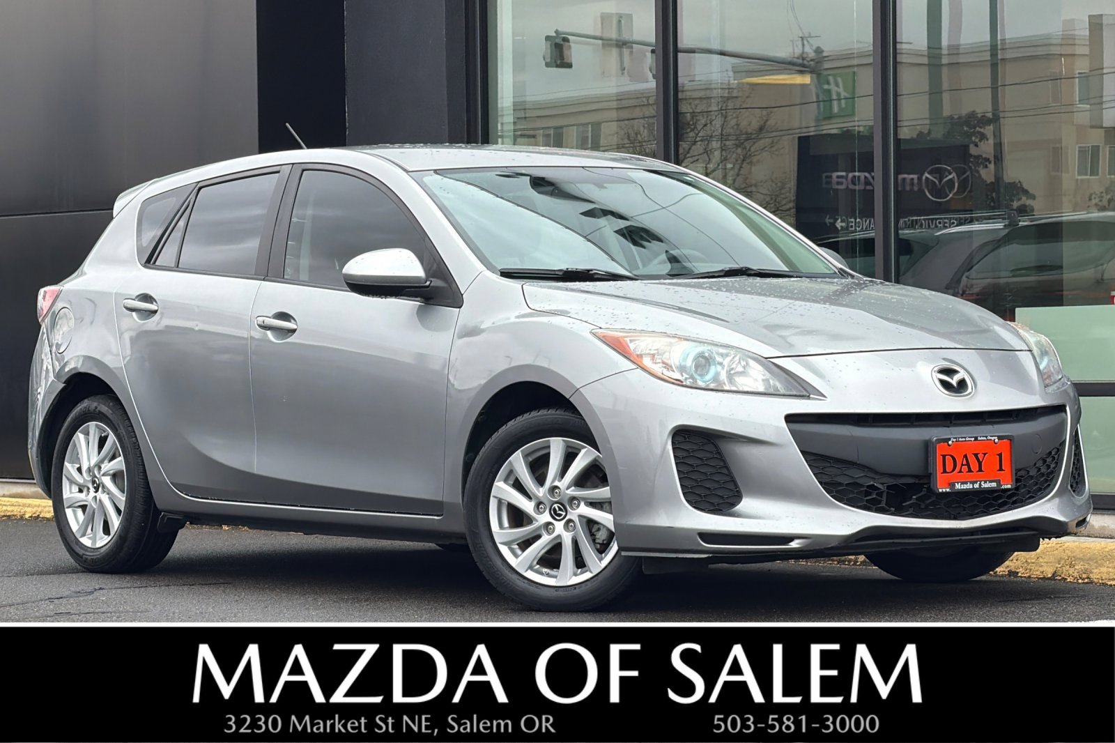 Used 2013 MAZDA MAZDA3 i Touring FWD 360° Tour