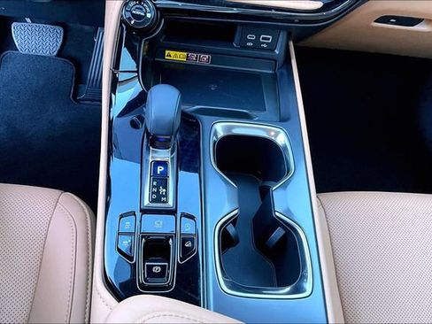 Used 2026 Lexus NX 350 AWD w/ Cold Area Package image 15