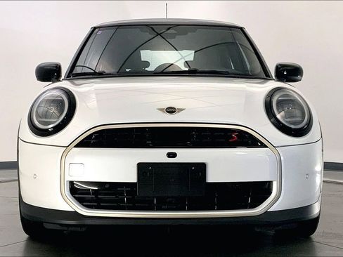 Used 2025 MINI Cooper S image 2