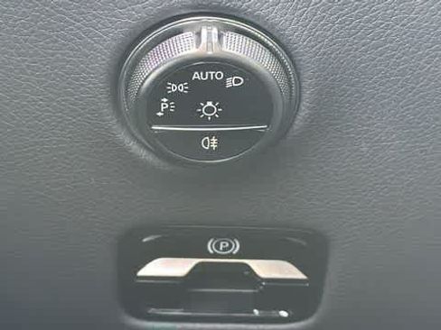 Certified 2026 Mercedes-Benz GLC 300 4MATIC image 14