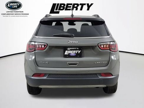 Used 2024 Jeep Compass Limited AWD/4WD image 4