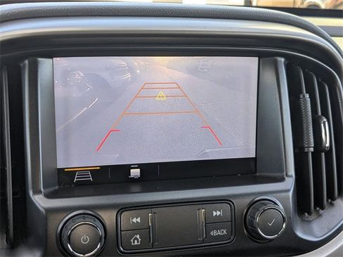 Used 2019 Chevrolet Colorado Z71 w/ LPO, Premium Interior Package image 19