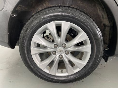 Used 2015 Toyota RAV4 Limited w/ Technology Package image 13