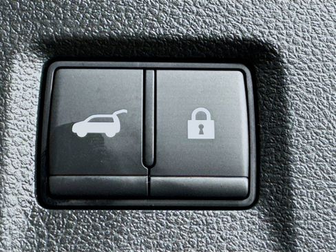 Certified 2026 INFINITI QX60 Luxe w/ Family Package image 34