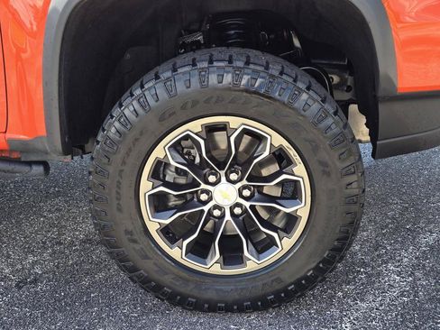 Used 2021 Chevrolet Colorado ZR2 AWD/4WD image 4
