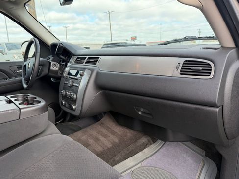 Used 2008 Chevrolet Tahoe LS image 17