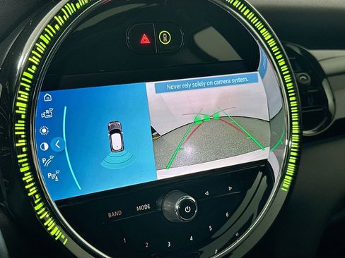 Used 2023 MINI Cooper 2-Door Hardtop image 18