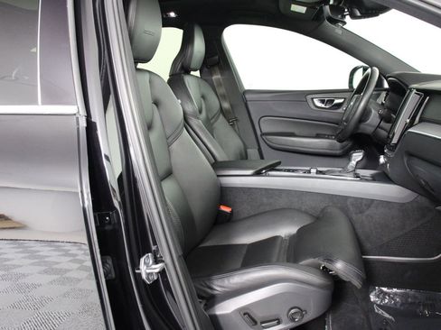 Used 2019 Volvo XC60 T5 Inscription FWD image 29