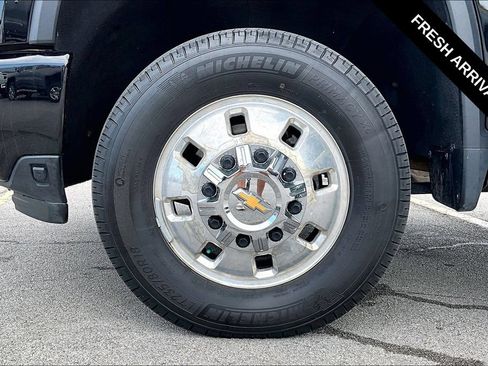 Used 2024 Chevrolet Silverado 3500 High Country w/ High Country Premium Package AWD/4WD image 34