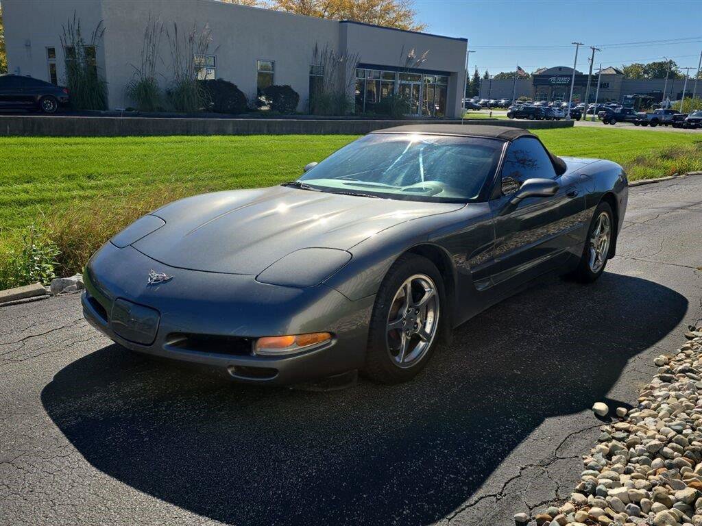 Used 2003 Chevrolet Corvette Convertible w/ Preferred Equipment Group1 RWD image 3