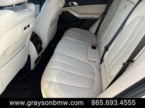 Used 2021 BMW X5 xDrive40i w/ Premium Package 3 image 31